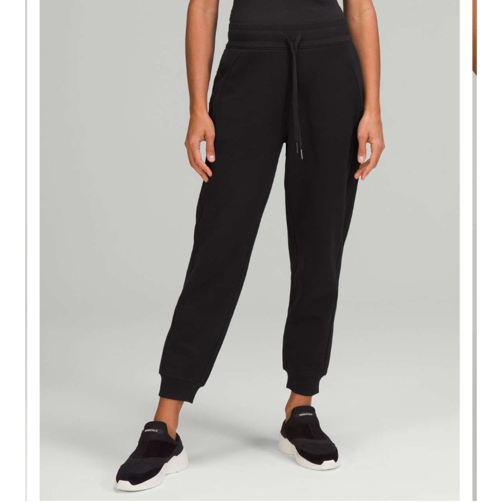 Lululemon Scuba High-Rise Jogger Black Cotton Blend Fleece Sweatpants Size 6